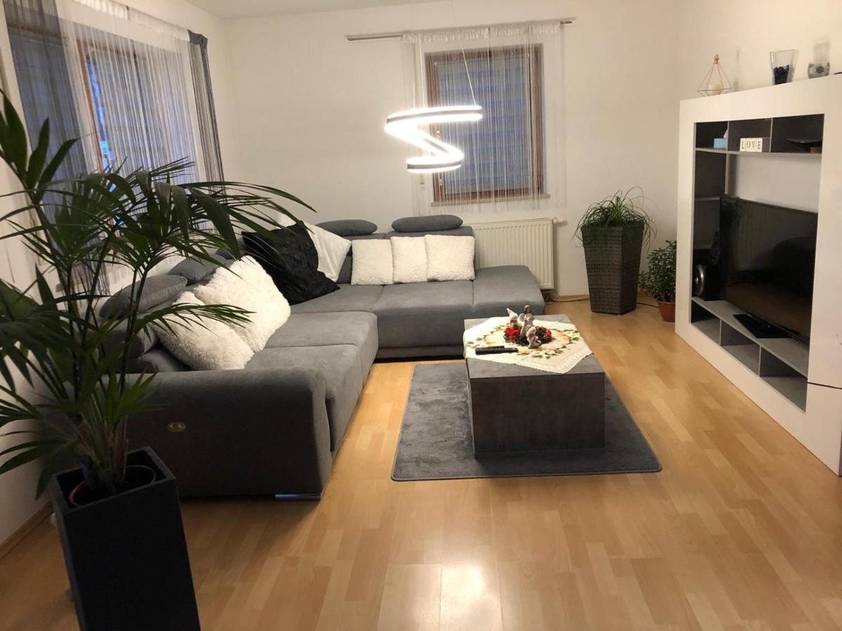 Konnis Apartment